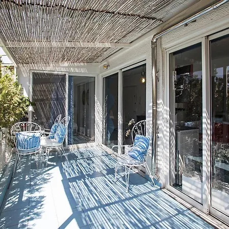 Modern Fully Equipped With Balcony And Rooftop - Ct1 Apartment Athens